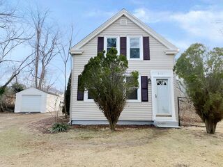 Photo of real estate for sale located at 806 Main St Wareham, MA 02571