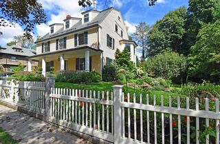 Photo of real estate for sale located at 10 Appleton Street Cambridge, MA 02138