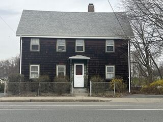 Photo of real estate for sale located at 71 Mystic St Arlington, MA 02474