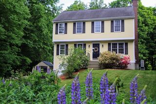 Photo of real estate for sale located at 12 Kerry Ln Hopkinton, MA 01748