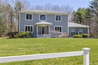 Photo of 21 Clapp Rd Rochester, MA 02770