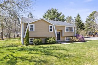 Photo of real estate for sale located at 18 Barquentine Dr Plymouth, MA 02360