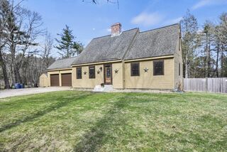 Photo of real estate for sale located at 28 Adams Road Hubbardston, MA 01452