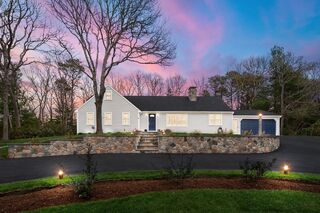 Photo of real estate for sale located at 1351 Old Post Rd Barnstable, MA 02648