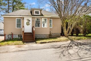 Photo of real estate for sale located at 31 Topping Road Andover, MA 01810
