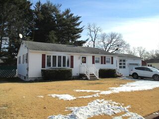 Photo of real estate for sale located at 13 Nightingale Ter Lowell, MA 01854