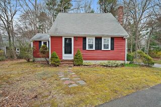 Photo of real estate for sale located at 2 Winslow Lane Wareham, MA 02571