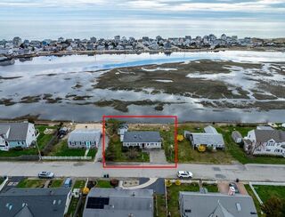 Photo of real estate for sale located at 261 Ridge Rd Marshfield, MA 02050