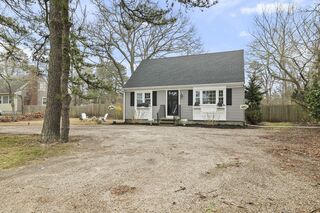 Photo of real estate for sale located at 18 Linwood Ave Wareham, MA 02571