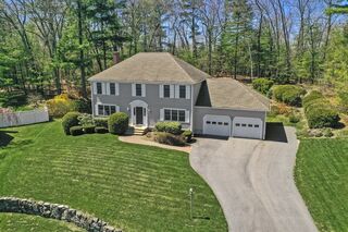 Photo of real estate for sale located at 10 Jacob Cobb Lane Northborough, MA 01532