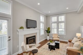 Photo of real estate for sale located at 10 Walden Mews Cambridge, MA 02140