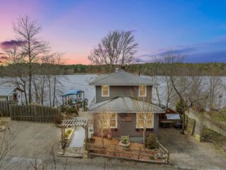 Photo of 15 Lakeview Terrace Middleborough, MA 02346