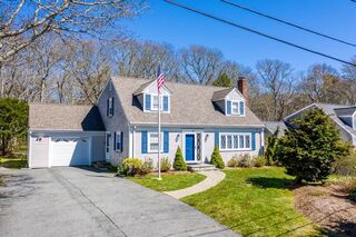 Photo of real estate for sale located at 56 W Hyannisport Cir Barnstable, MA 02601