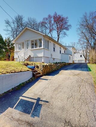 Photo of real estate for sale located at 190 West Plain St Wayland, MA 01778