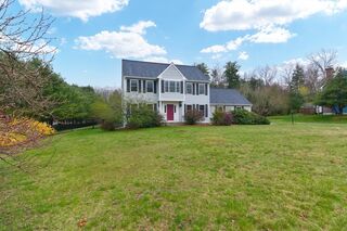 Photo of real estate for sale located at 53 White Tail Ln Lancaster, MA 01523