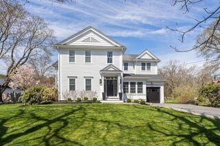 Photo of real estate for sale located at 28 Free St Hingham, MA 02043