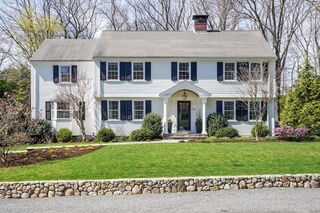 Photo of 110 Hampshire Rd Wellesley Hills, MA 02481
