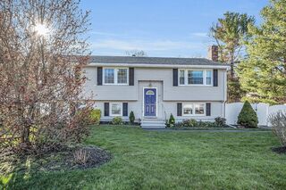 Photo of 30 King St Wilmington, MA 01887
