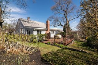 Photo of real estate for sale located at 18 Kenilworth Road Arlington, MA 02476