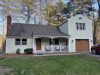 Photo of real estate for sale located at 51 Spaulding St Townsend, MA 01469