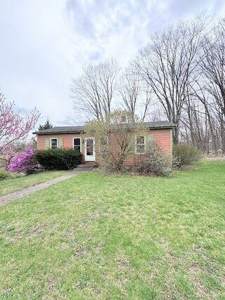 Photo of real estate for sale located at 311 South Street Berlin, MA 01503