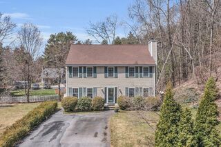Photo of real estate for sale located at 25 Hemlock Rd Groton, MA 01450