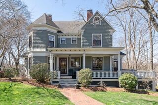 Photo of real estate for sale located at 5 Stetson Street Lexington, MA 02420