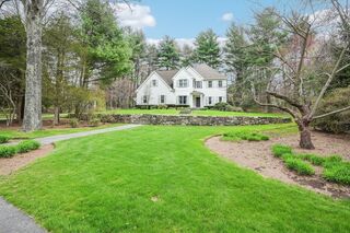 Photo of real estate for sale located at 45 Morgans Way Holliston, MA 01746