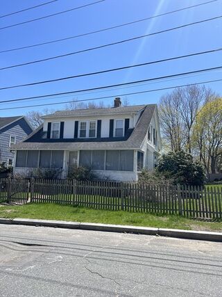Photo of real estate for sale located at 27 Forsberg St Worcester, MA 01607