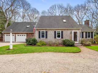 Photo of real estate for sale located at 110 Heather Lane Falmouth, MA 02556