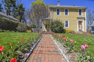 Photo of real estate for sale located at 3 Carpenter Street Amesbury, MA 01913
