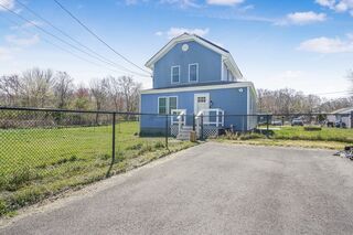 Photo of real estate for sale located at 27 Velvet Ave Westport, MA 02790
