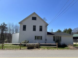 Photo of real estate for sale located at 43 Baldwinville Rd Winchendon, MA 01475