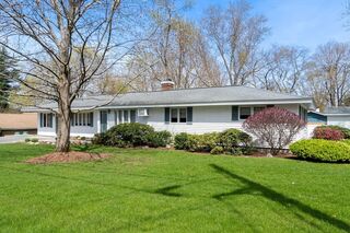 Photo of real estate for sale located at 3 Ruth Dr Framingham, MA 01701