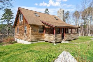 Photo of real estate for sale located at 140 Keyes Rd Westford, MA 01886