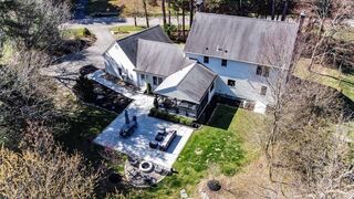 Photo of real estate for sale located at 7 Brookside Lane Norfolk, MA 02056