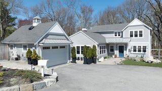 Photo of real estate for sale located at 5 Smith Way Hingham, MA 02043