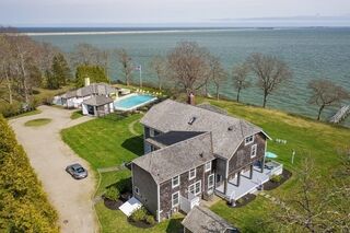 Photo of real estate for sale located at 341 King Caesar Rd Duxbury, MA 02332