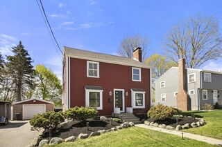 Photo of real estate for sale located at 183 Washington St Reading, MA 01867