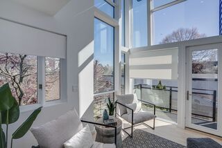Photo of real estate for sale located at 10 Valentine St Cambridge, MA 02139