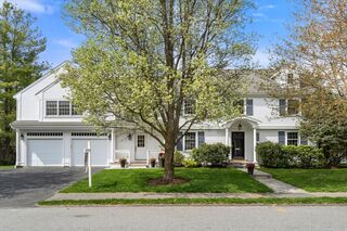 Photo of real estate for sale located at 37 Oakridge Rd Wellesley, MA 02481
