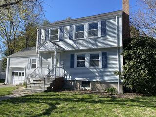 Photo of real estate for sale located at 1567 Great Plain Ave Needham, MA 02492