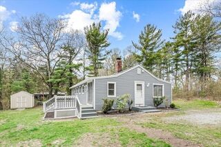 Photo of real estate for sale located at 53 Jefferson Ave Marshfield, MA 02050