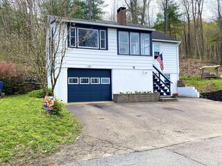 Photo of 18 Hillside Dr West Brookfield, MA 01585