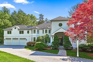 Photo of real estate for sale located at 131 Radcliffe Rd Weston, MA 02493