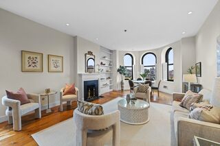 Photo of real estate for sale located at 160 Commonwealth Ave Back Bay, MA 02116