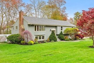 Photo of real estate for sale located at 19 Rockridge Rd Natick, MA 01760