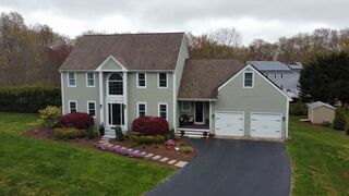 Photo of real estate for sale located at 6 Mockingbird Path Dartmouth, MA 02747