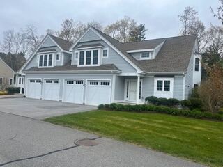 Photo of real estate for sale located at 27 Carriage  Lane Duxbury, MA 02332