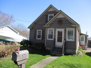 Photo of real estate for sale located at 52 Oliver St Dartmouth, MA 02747